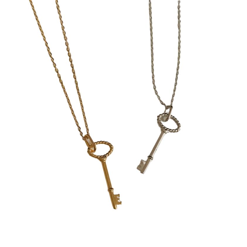 18k Gold Plated Heritage Key Pendant Necklace