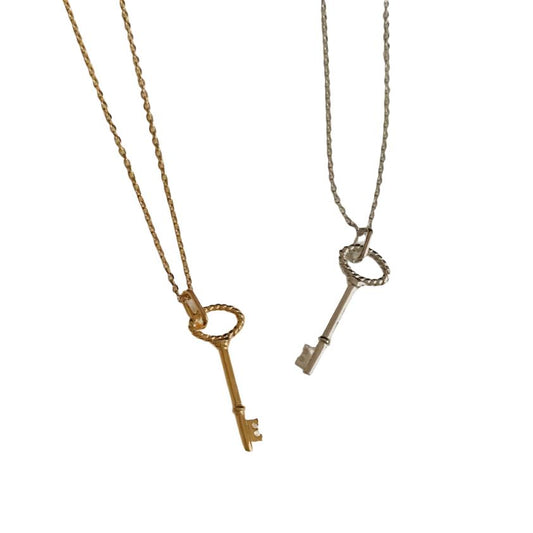 18k Gold Plated Heritage Key Pendant Necklace