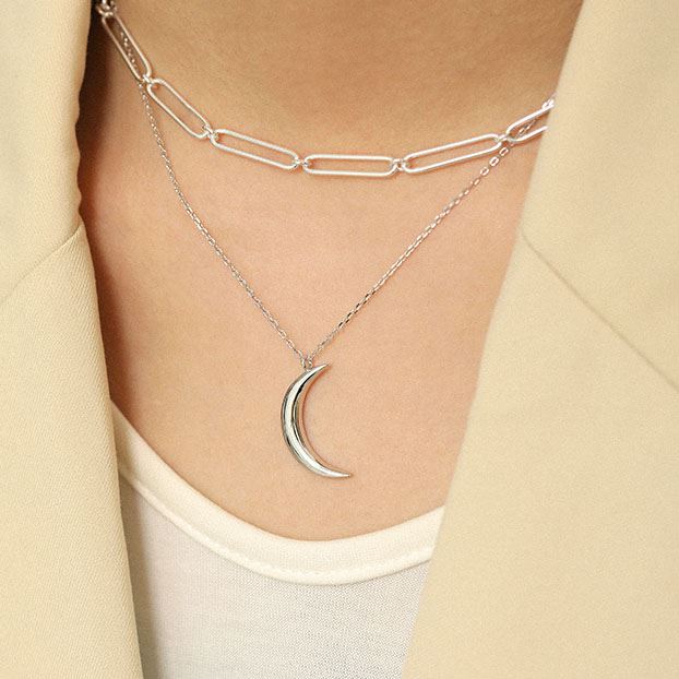 18k Gold Plated Crescent Moon Necklace