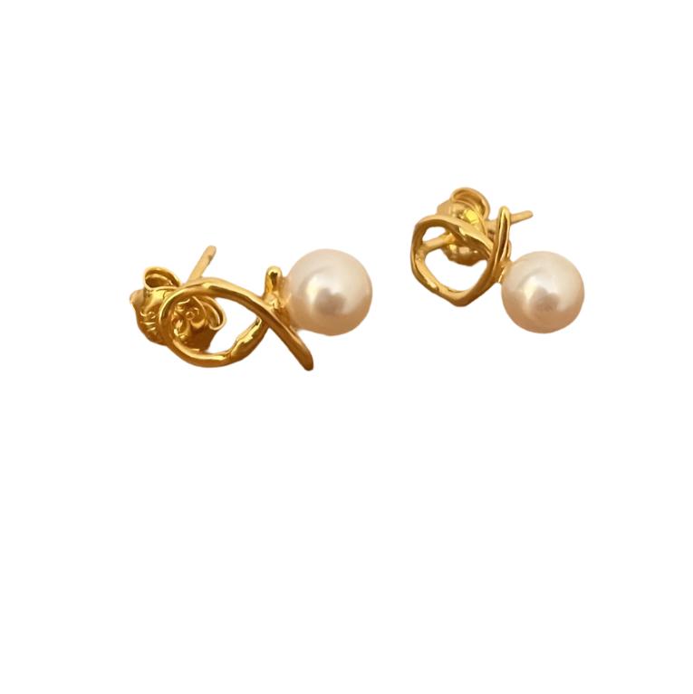 18k Gold Plated Shell Pearl Hollow Knot Stud Earrings