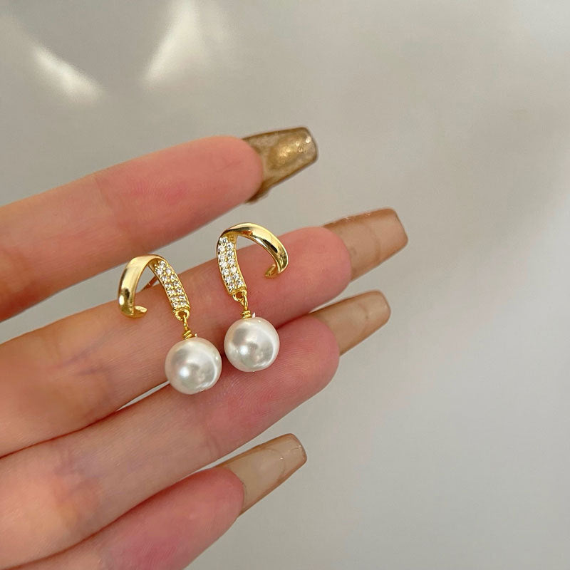 18k Gold Plated Shell Pearl Dangling Earrings