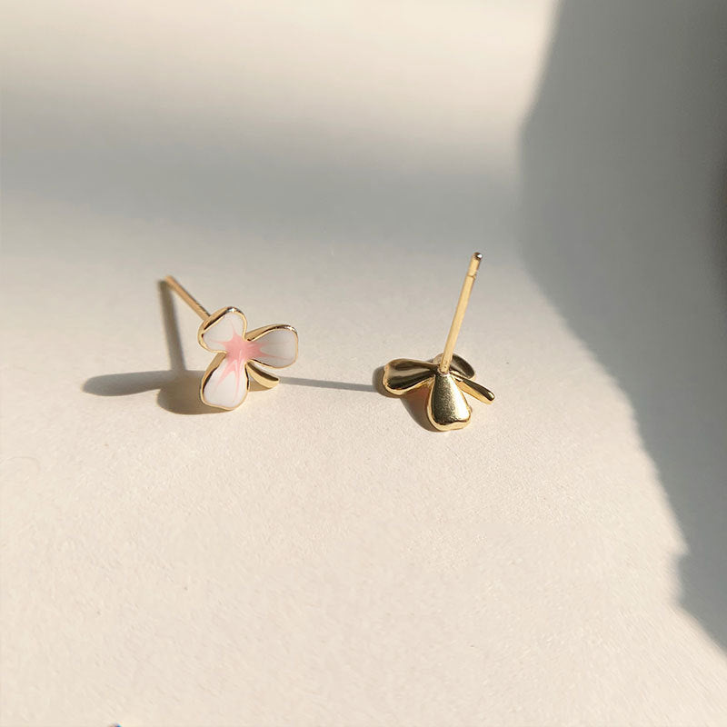 18k Gold Plated Dainty Three Leaf Flower Stud Earrings